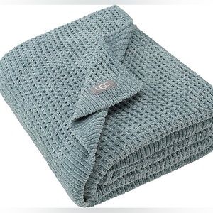 ugg delaney chenille reversible blanket